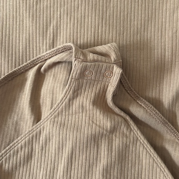 Tan bodysuit Old Navy XXL - Picture 6 of 7